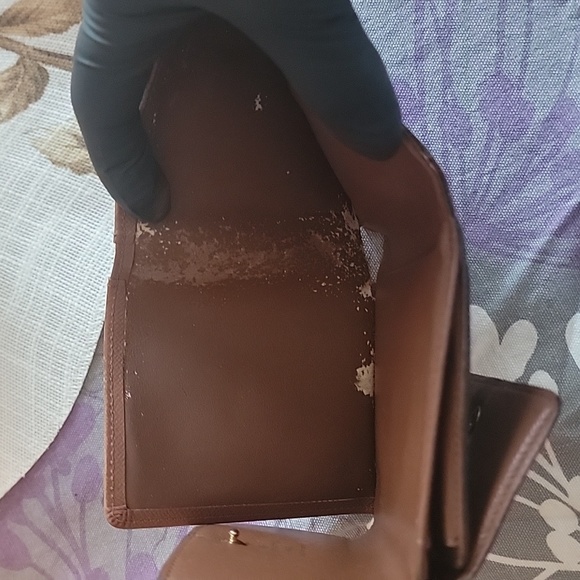 Louis Vuitton monogram Eloise wallet EUC - Picture 9 of 10